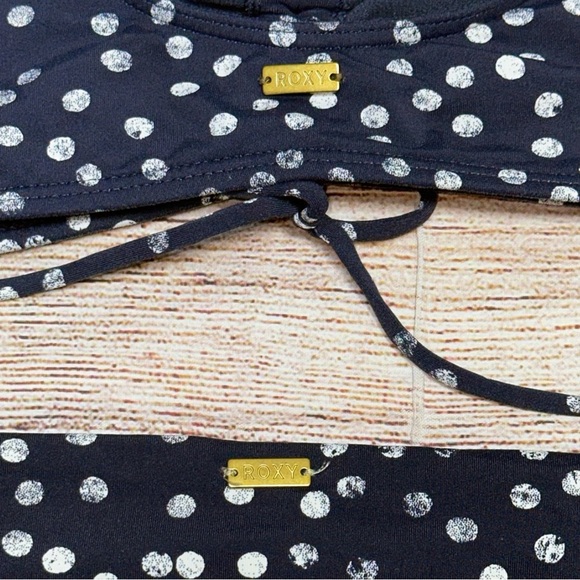 Roxy Blue and White Bikini Set with Polka Dot Design - Picture 6 of 14